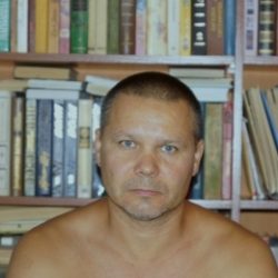 Восточный парень ищет  девушку в Севастополе для секс встреч