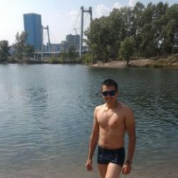 Скромный, нежный парень-девственник ищет девушку на западе Севастополь для встреч